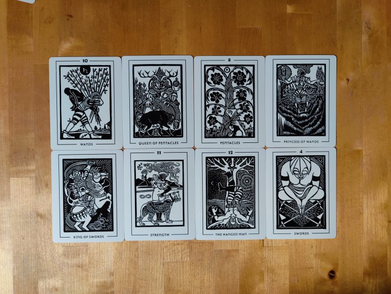 Deck Review:  Light and Shadow Tarot
