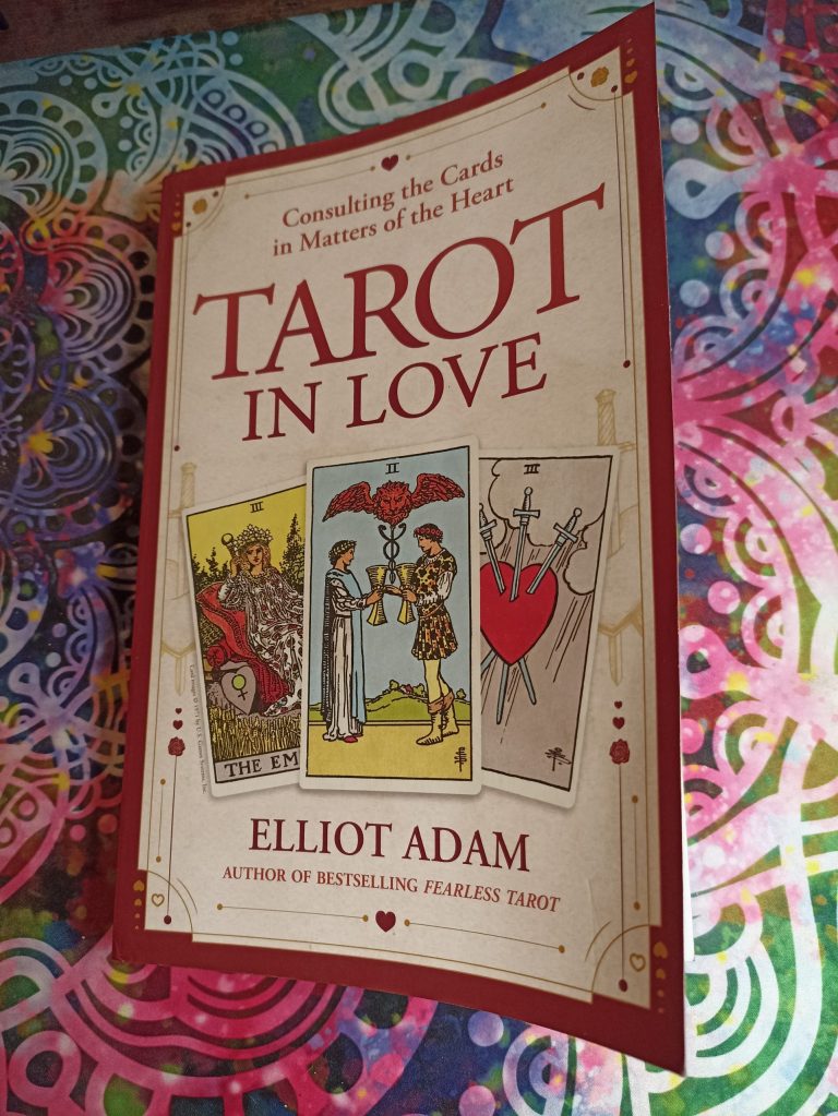 Book Review:   Tarot in Love