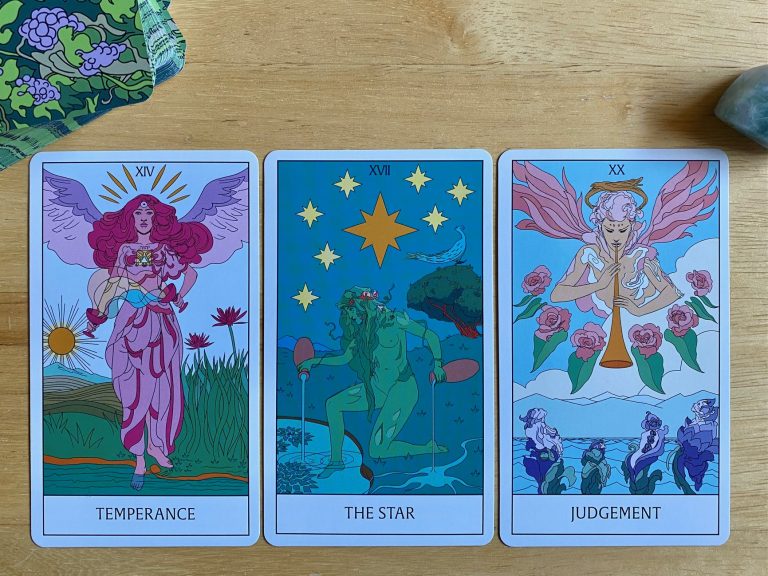 Deck Review: Florana Tarot